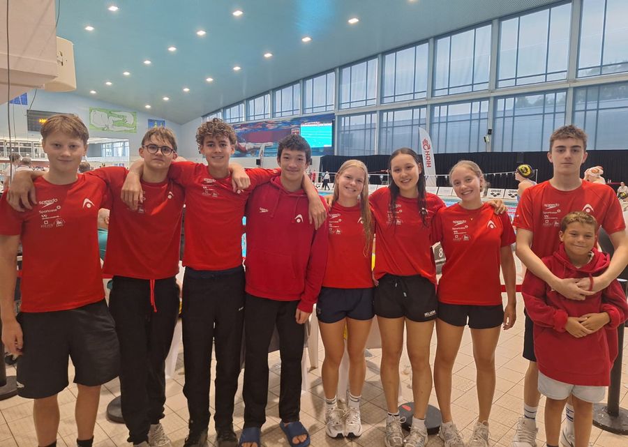 De ploeg van Leuven Aquatics op het BK per categorie +15 in Antwerpen